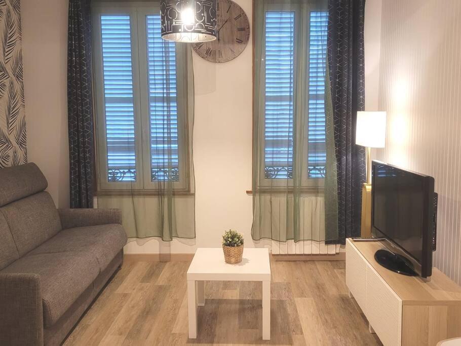 Le Paseo Apartment Troyes Exterior foto